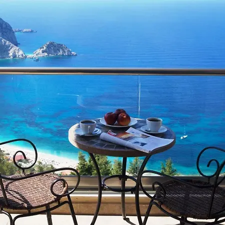Elli's Luxury Houses Petani Beach * Vóvikes
